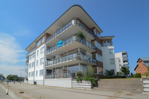 Varvsgatan 2, Varvsholmen