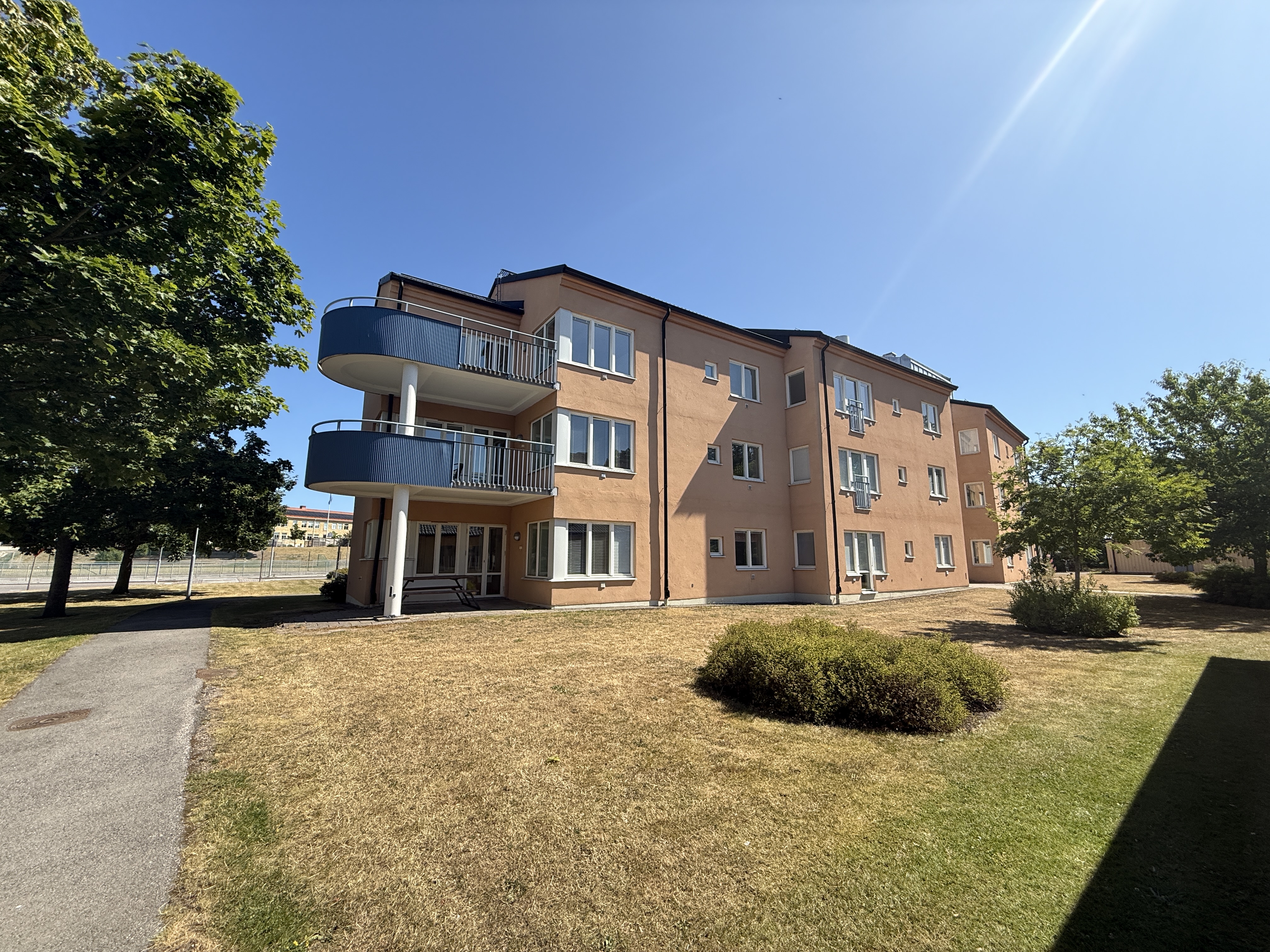 Falkenbergsvägen 25, Falkenberg