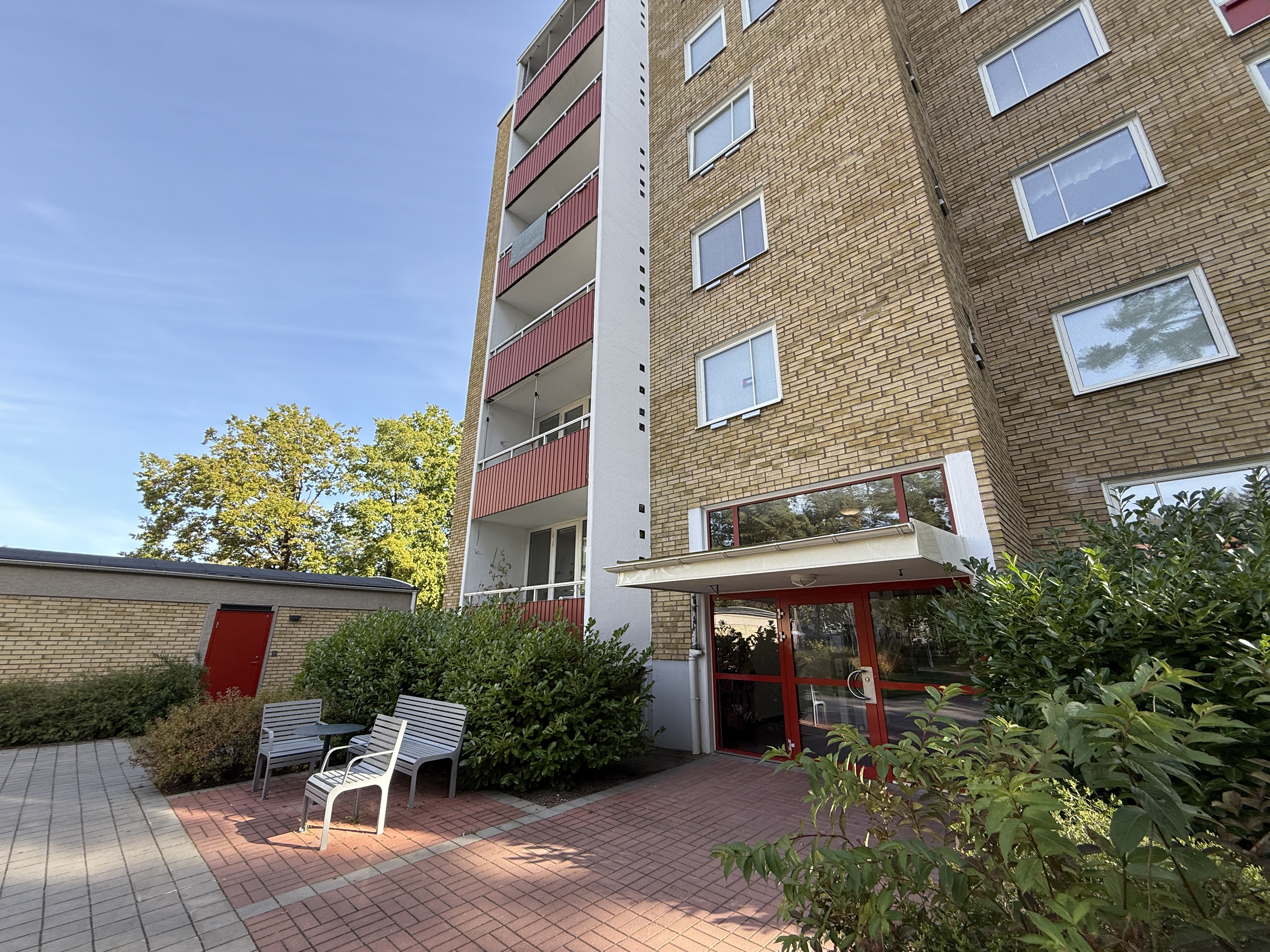 Adelgatan 8, Funkabo